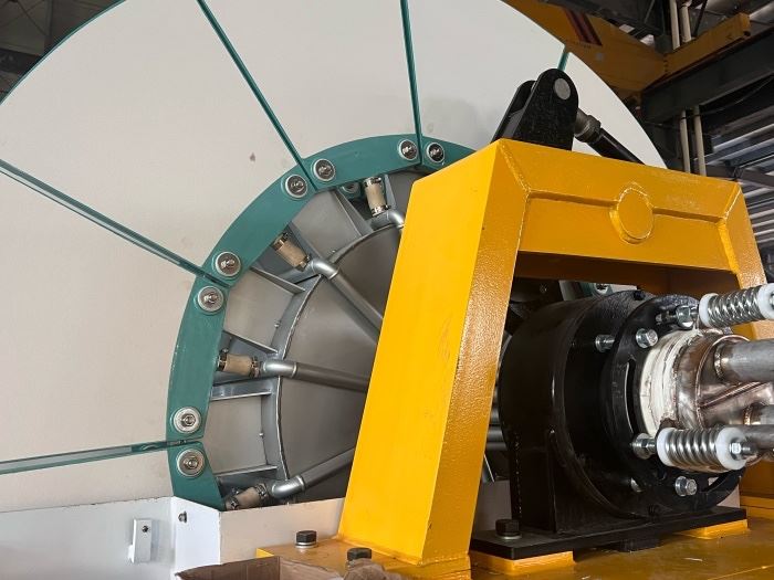 KC series ceramic disc filter machine, full unit and hub detail (photo 2)