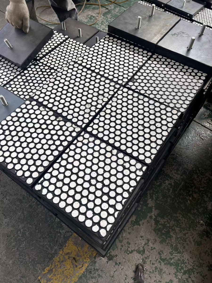 Ceramic Rubber Bonded Hoses / Panels